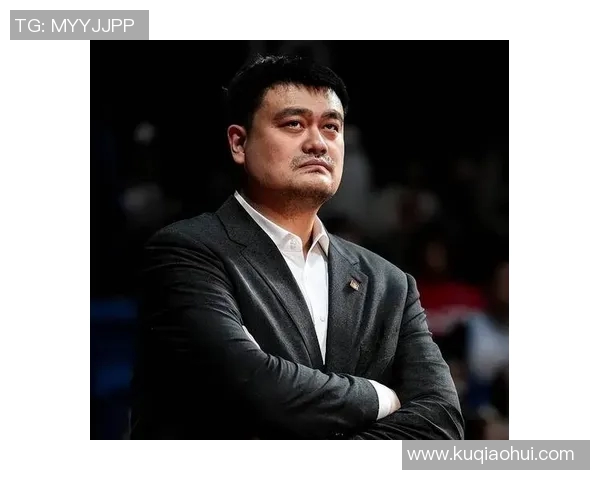 姚明在NBA赛场上的宿敌钱德勒如何成为他的克星与对抗传奇